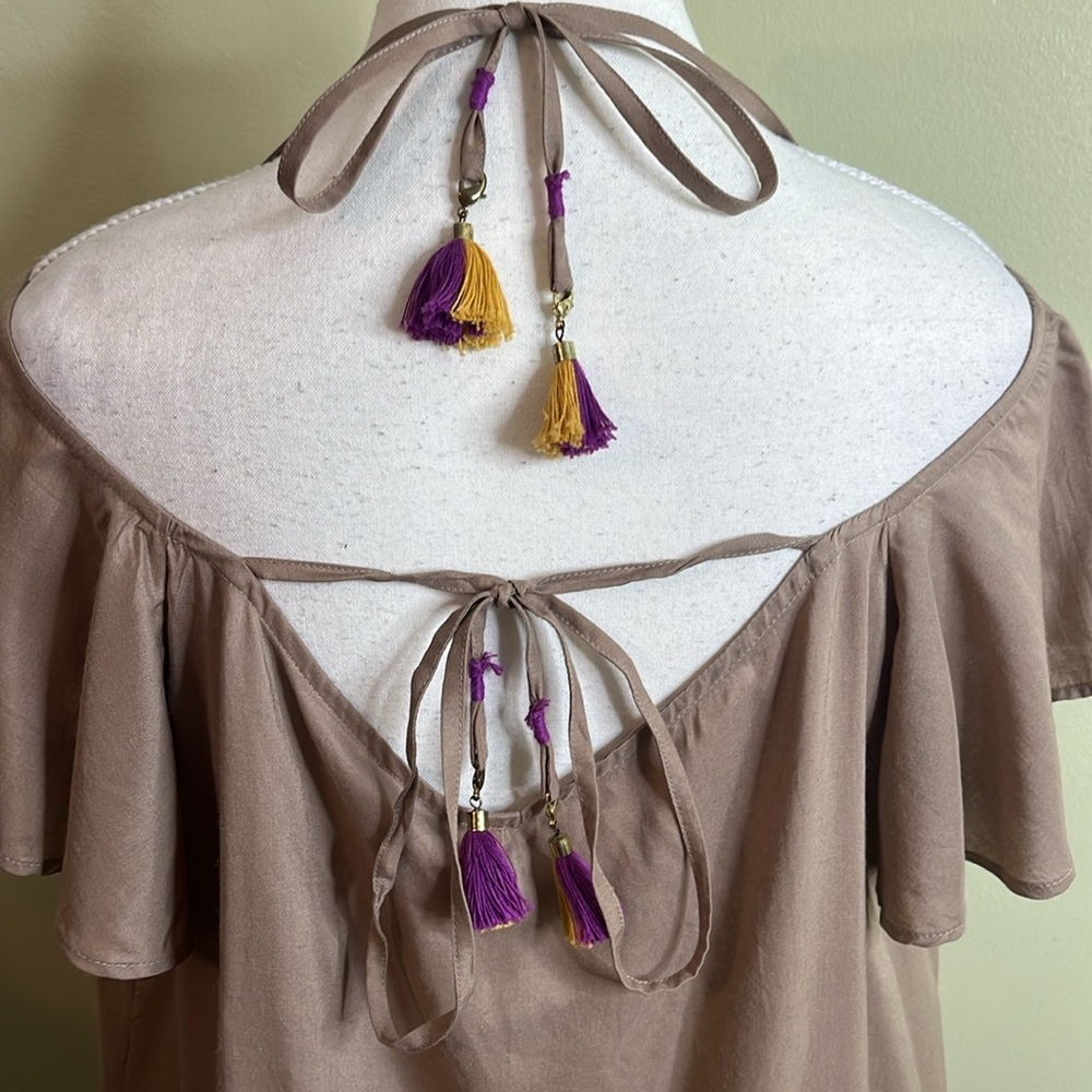 anthropologie blank london taupe tie neck beaded neckline flutter sleeve top - Picture 8 of 17